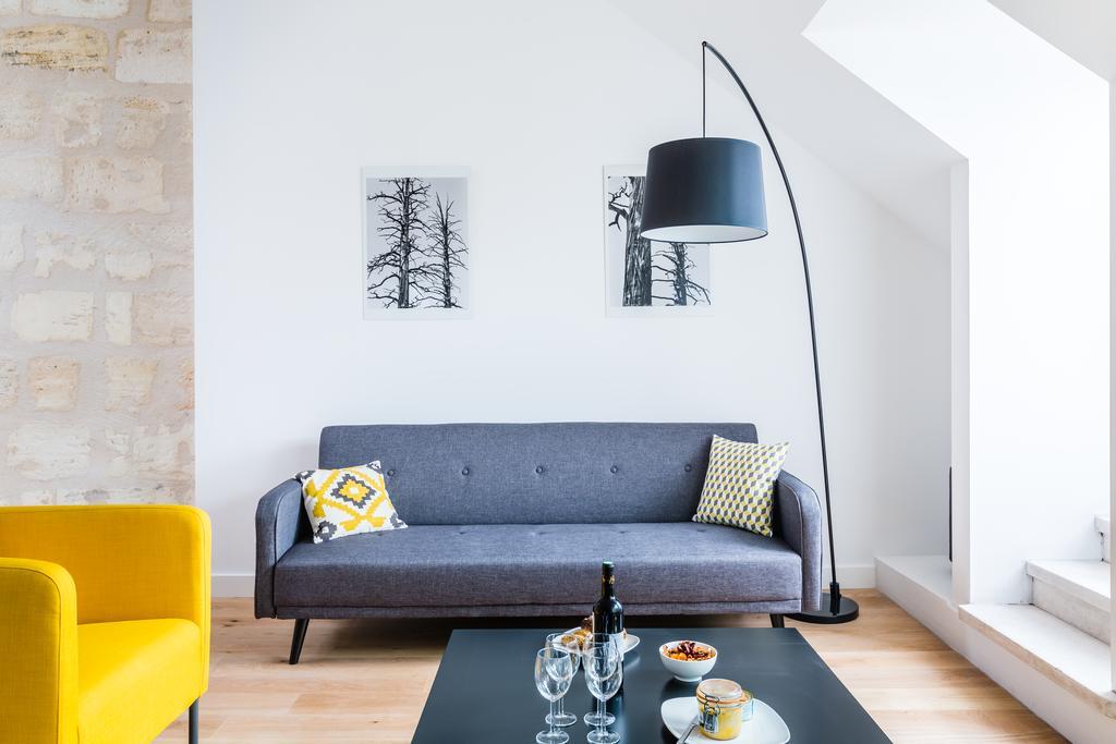Apartment Unique Design Style Downtown
