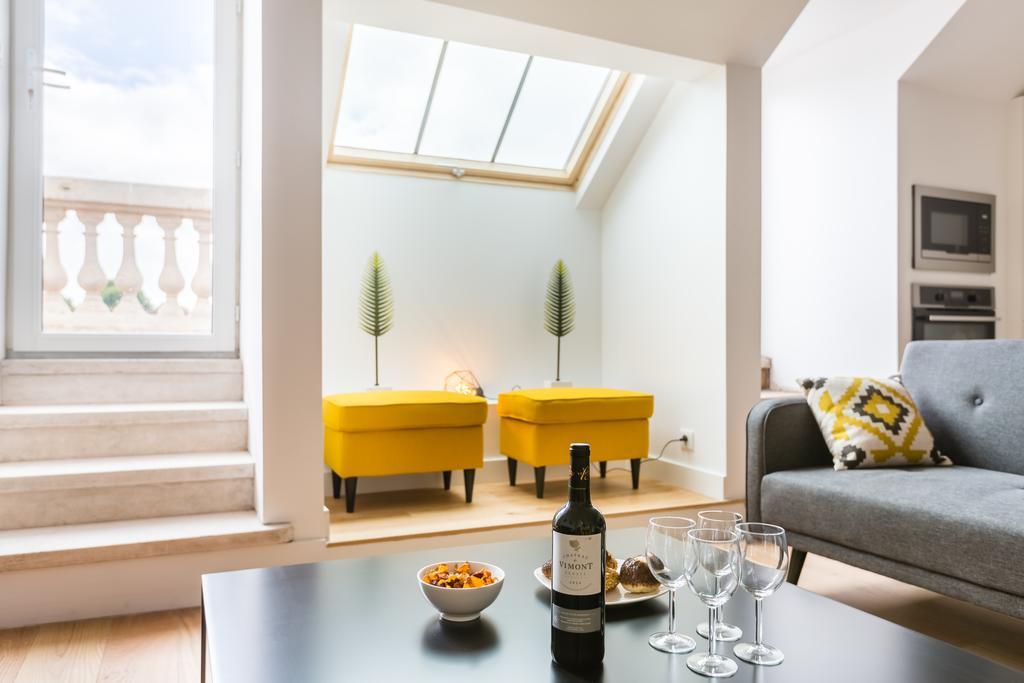 Unique Design Style Downtown Apartment *