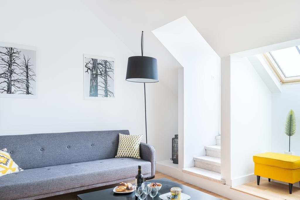 Apartment Unique Design Style Downtown Bordeaux