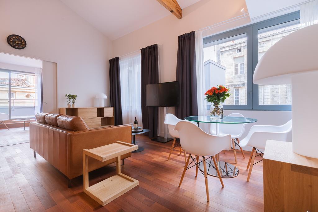 Couette-café Loft Luxe Hyper Centre: Terrasse/piscine/ Salle De Sport