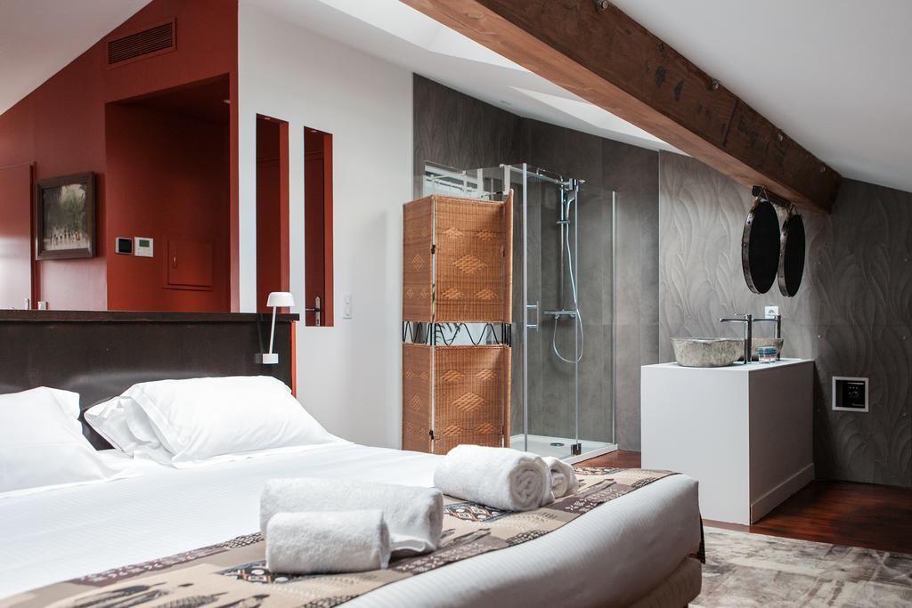 Une Chambre Chez Dupont 2* Bordeaux