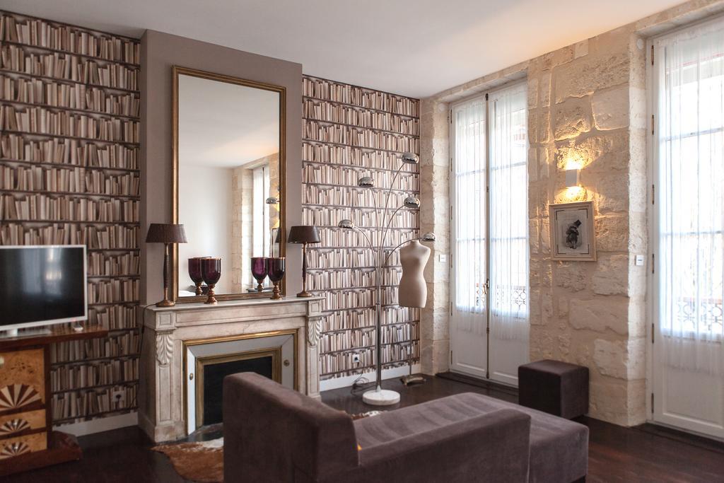 Une Chambre Chez Dupont 2*