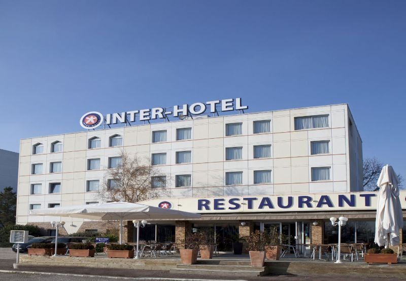 Kyriad Le Hotel