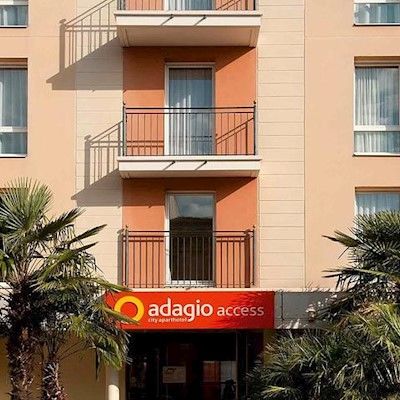 Adagio Access Rodesse 2*