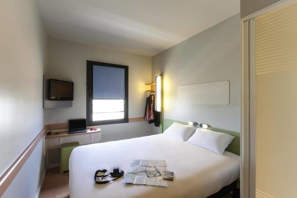 Ibis Budget Centre Bastide Hotel Bordeaux