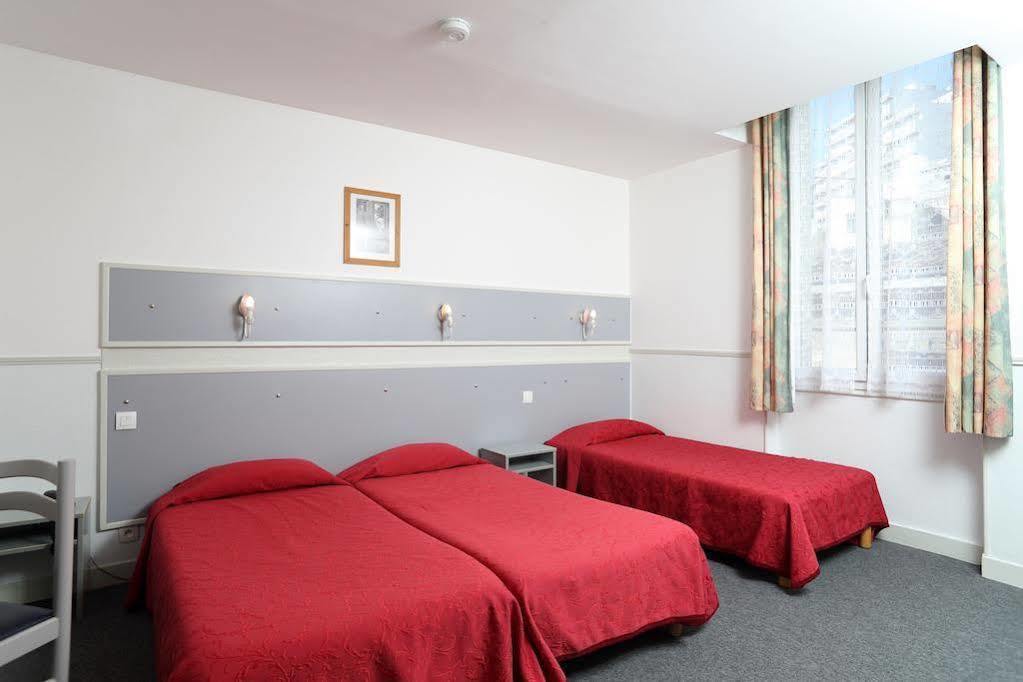 Hotel Regina Gare Saint-jean 2*