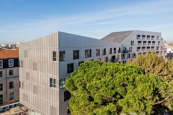 Centre Marne - Gare Saint-jean 3*