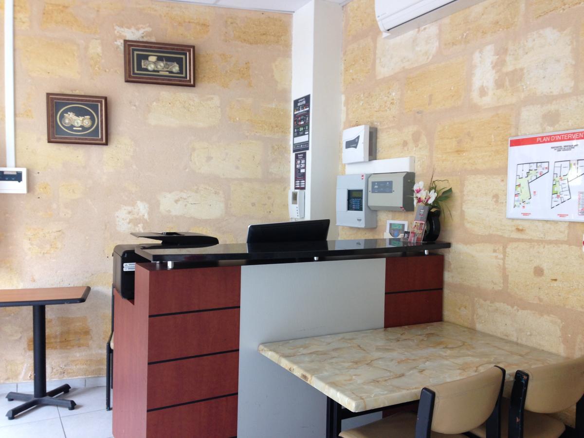 Nad'hotel Hotel