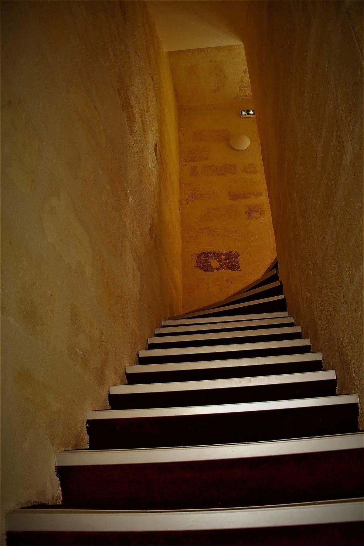 Hotel De La Boetie 4*
