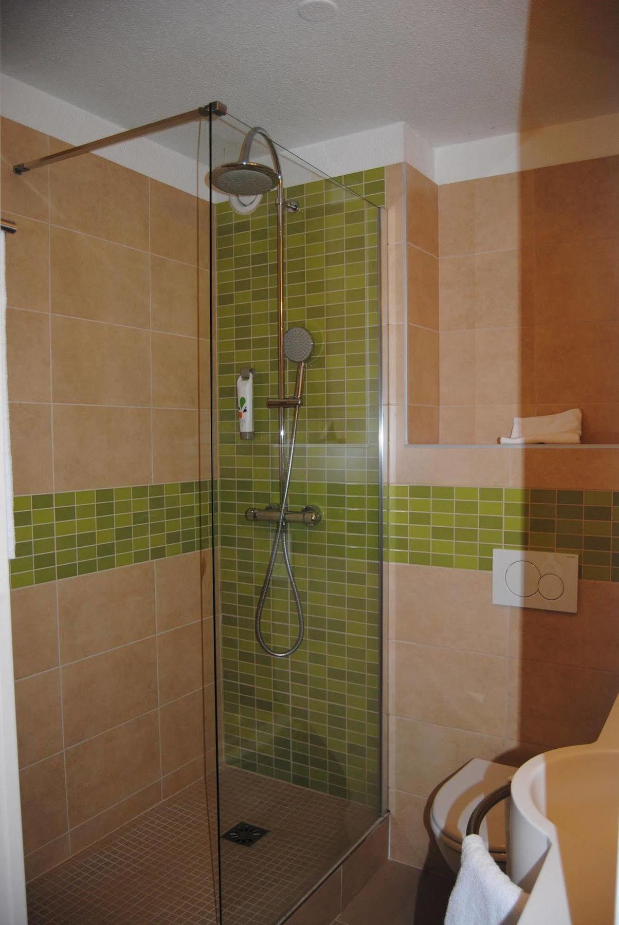 Ibis Styles Gare Saint-jean Hotel 3*