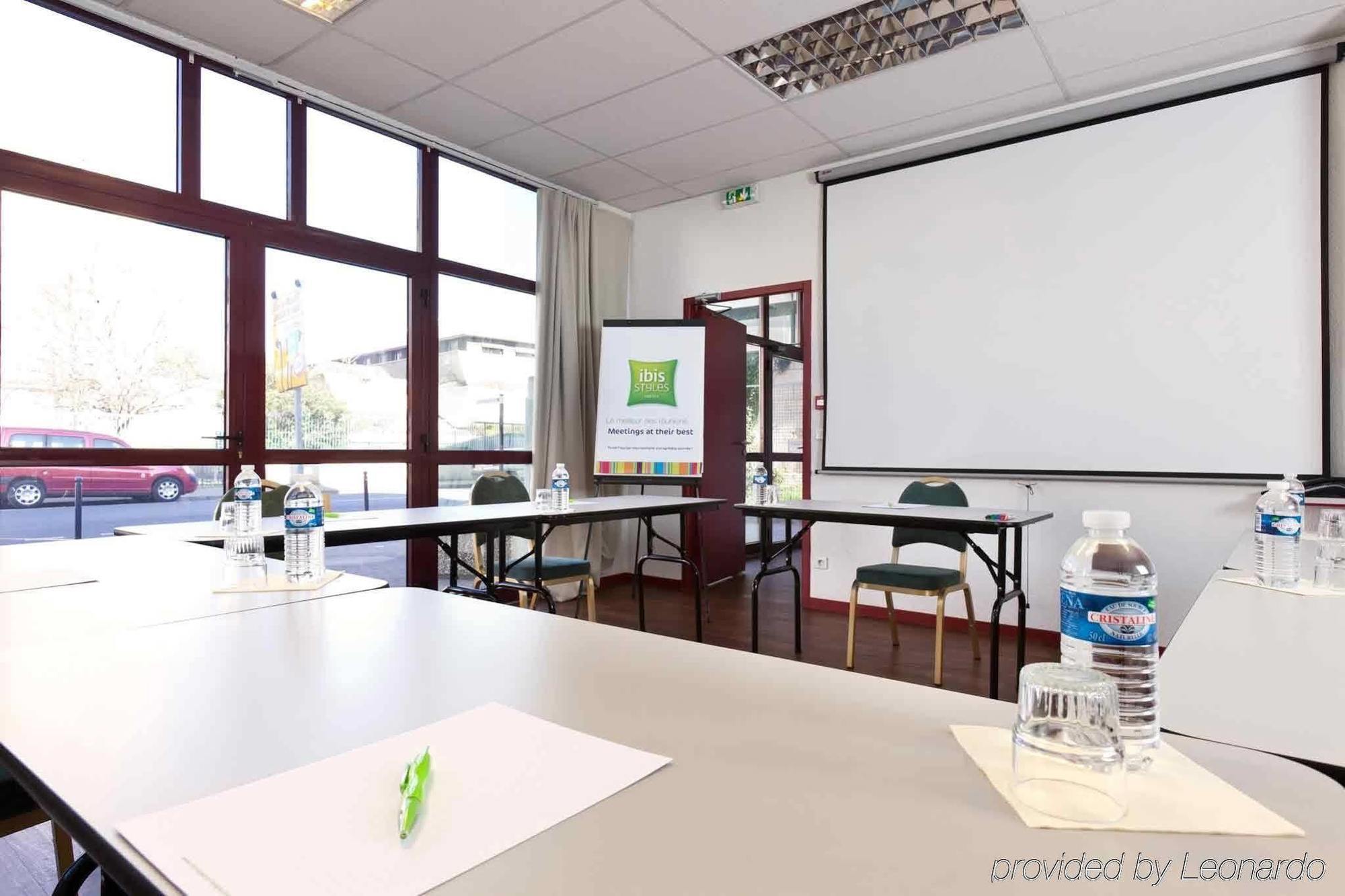 Ibis Styles Gare Saint-jean Hotel