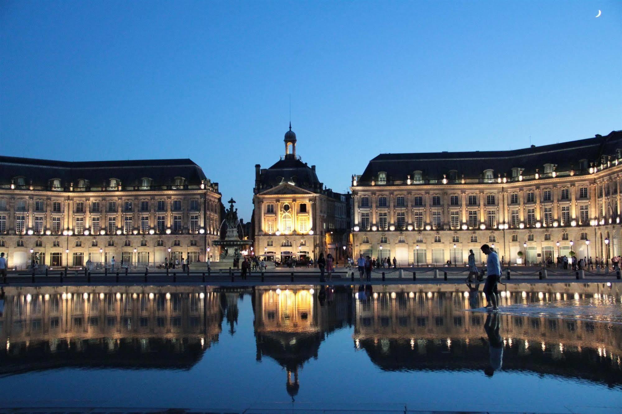 Campanile - Le 3* Bordeaux