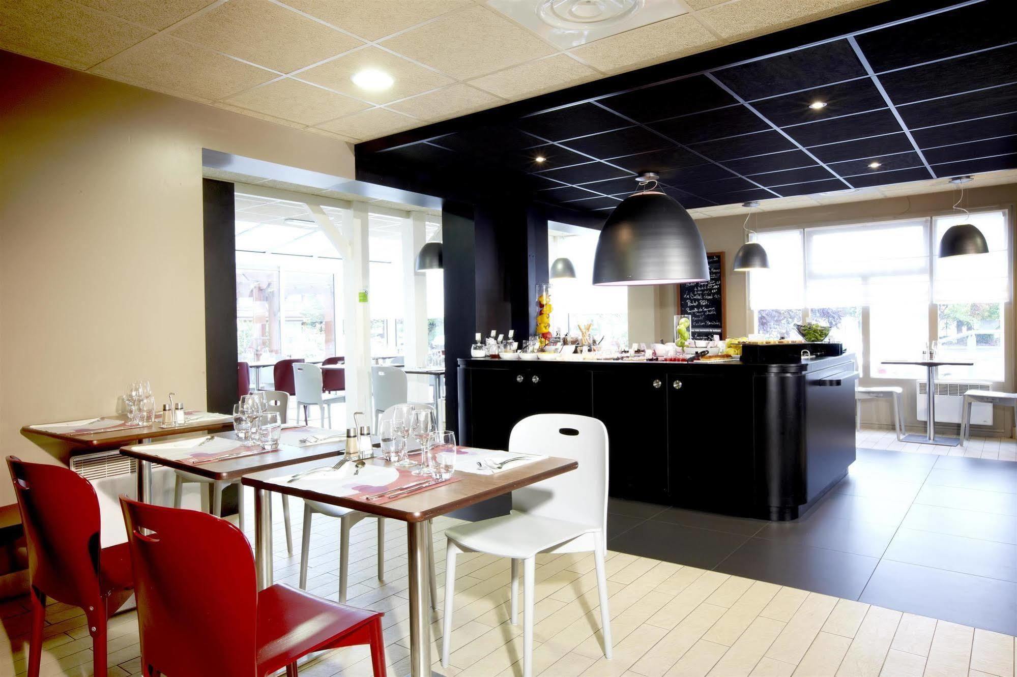 Hotel Campanile - Le