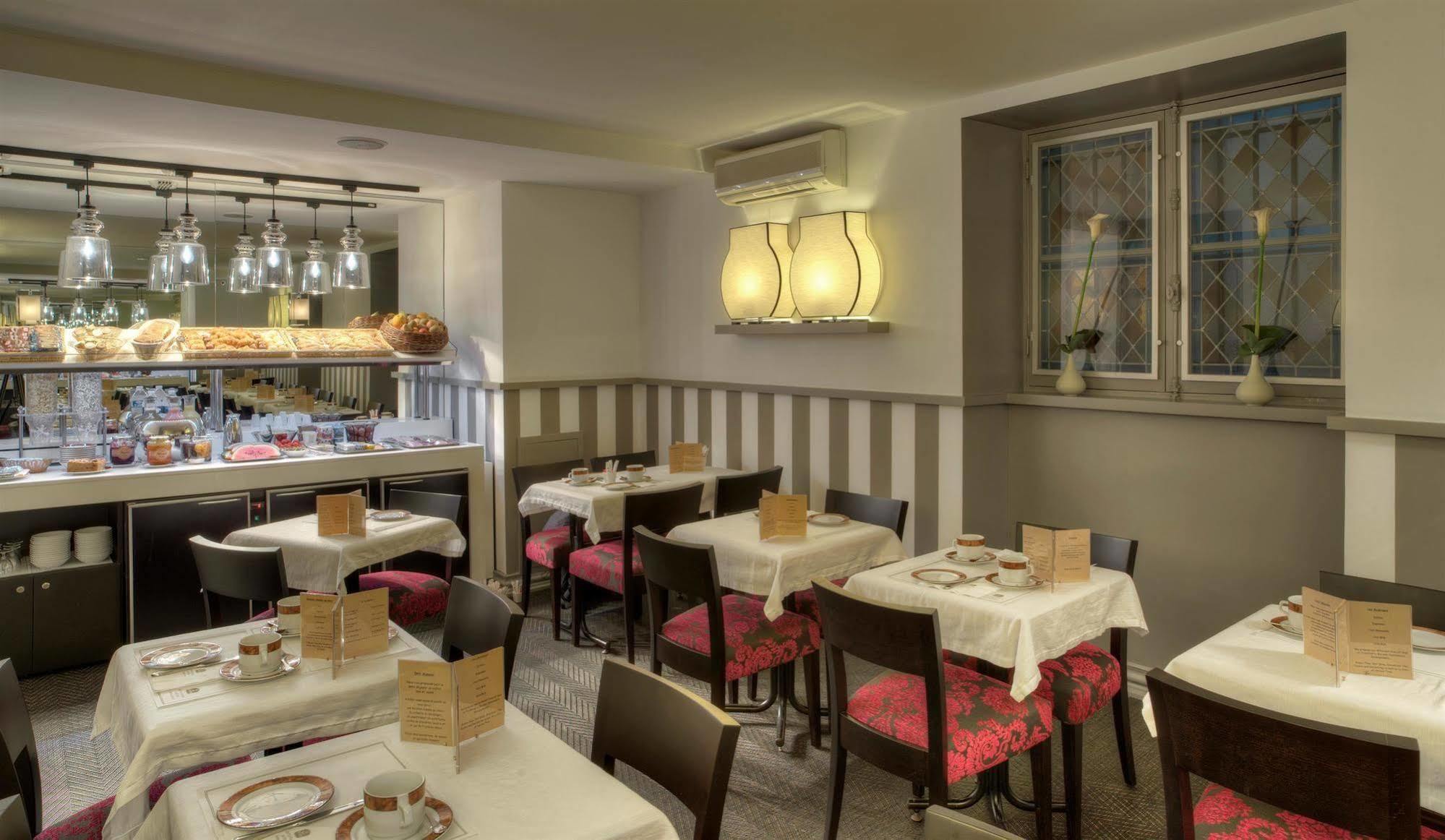 Khách sạn Western Premier Hbeo Centre 4*