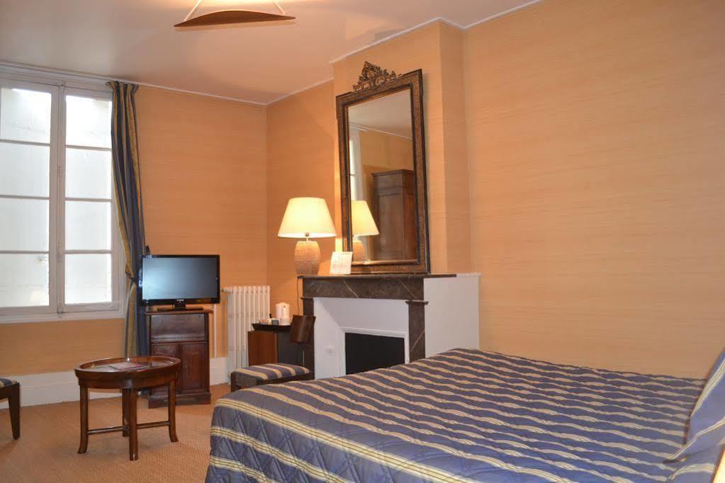 Hotel Des Grands Hommes - Centre 2*