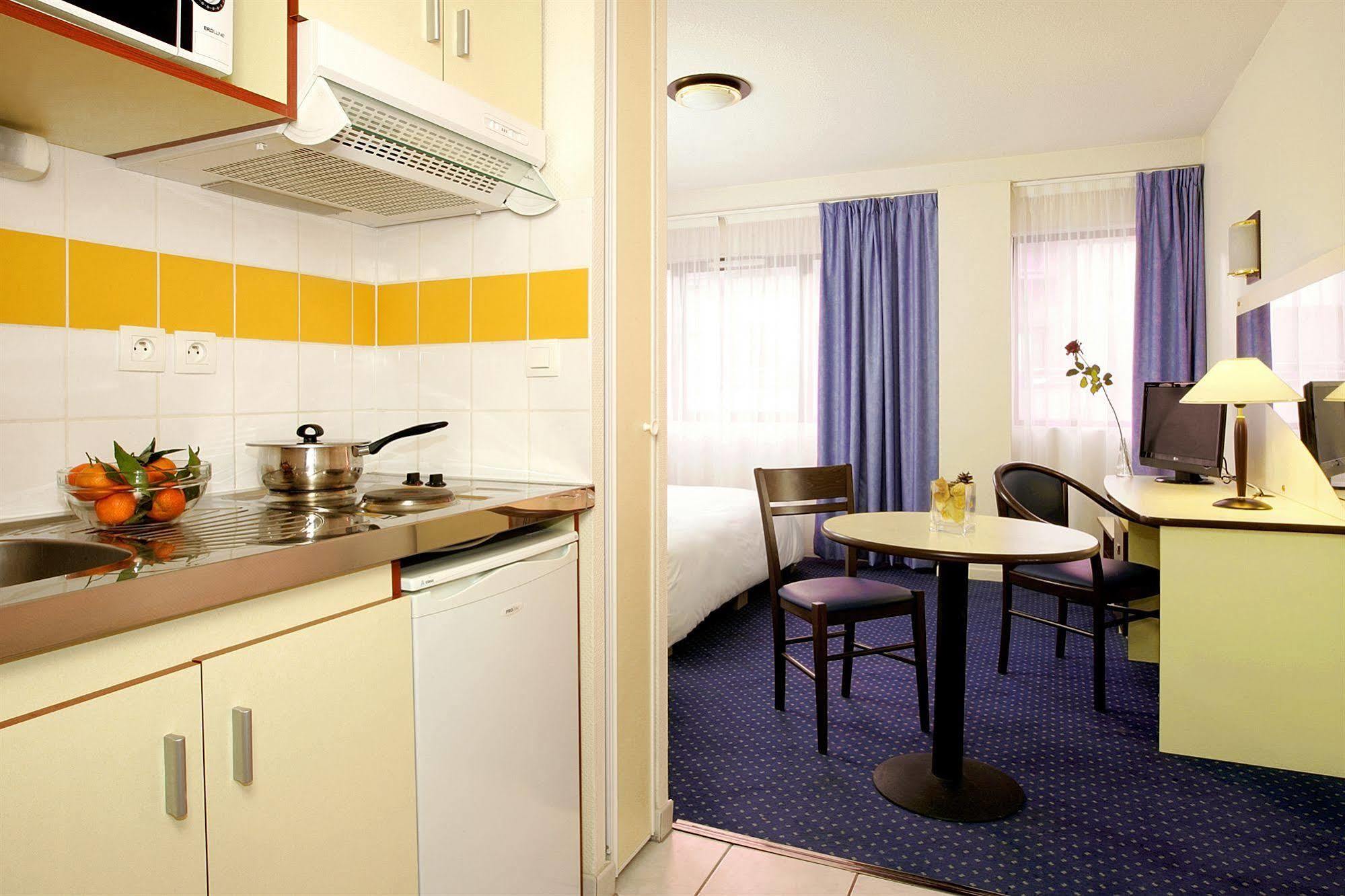 Aparthotel Appart'city Classic Centre 3*