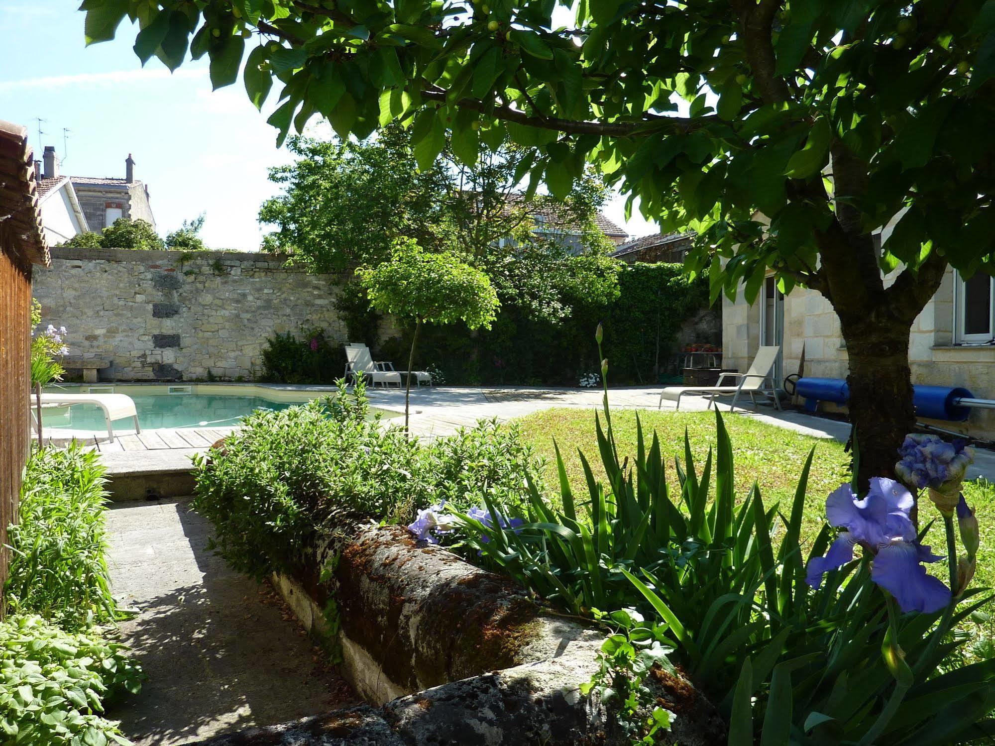 Guest house La Maison Cachee Bordeaux