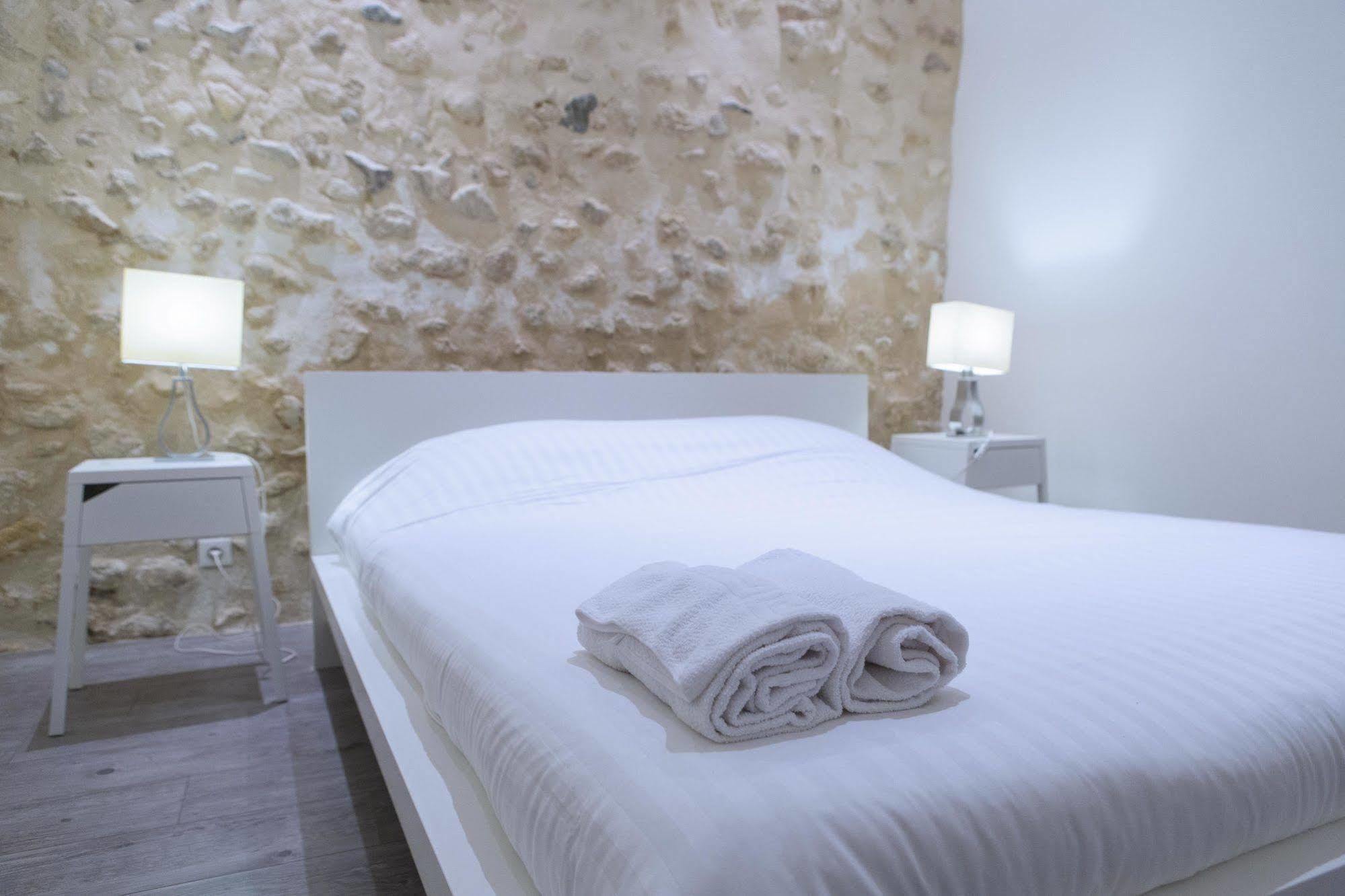 Apartment Ausone Beautiful Loft In Historical Center + Terrace And Parking Bordeaux