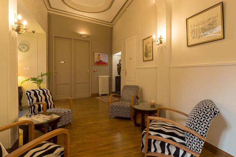 Regina Gare Saint-jean Hotel