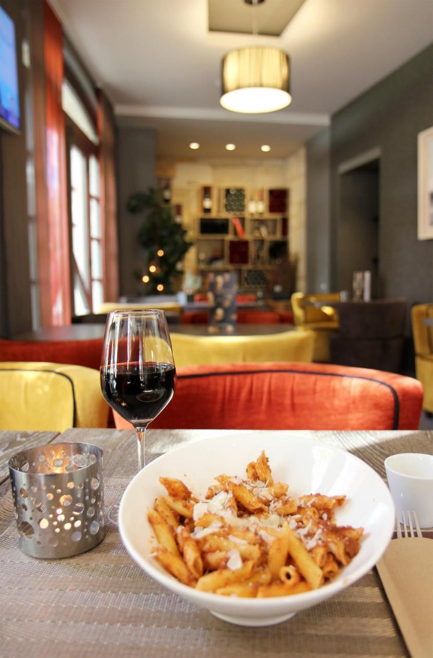 Hotel Western Gare Saint-jean 4*
