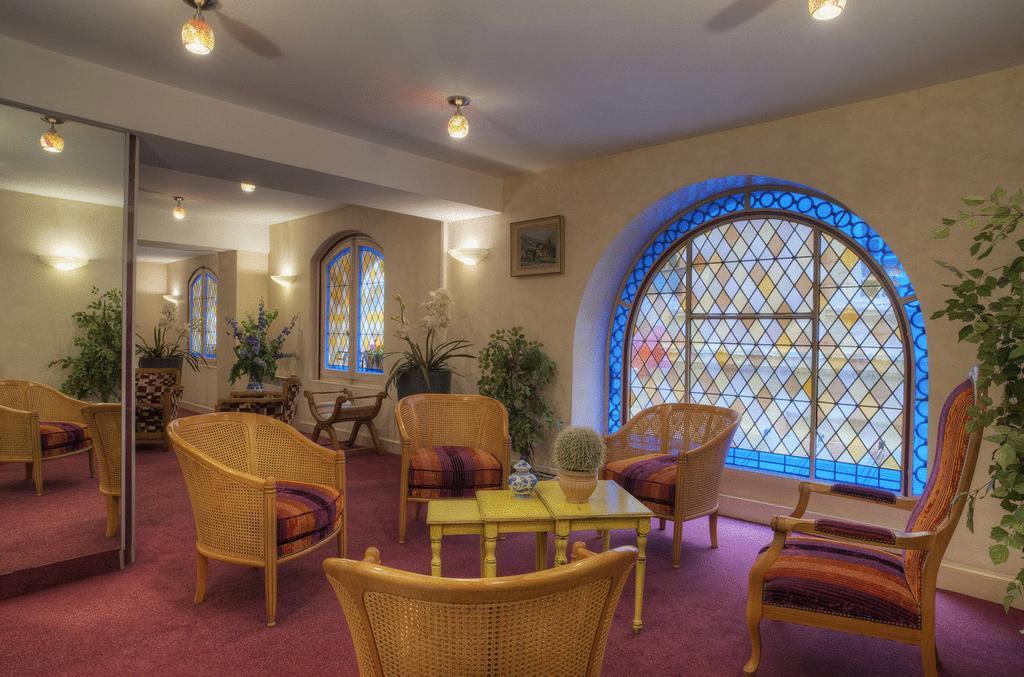 Western Premier Hbeo Centre Khách sạn 4*