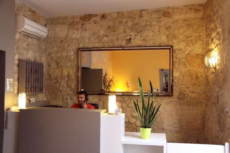 Notre Dame Hotel