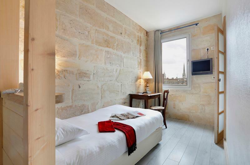 La Tour Intendance Bordeaux