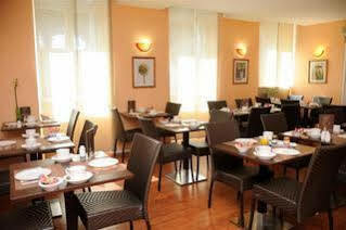 Best Western Royal St Jean Hotel