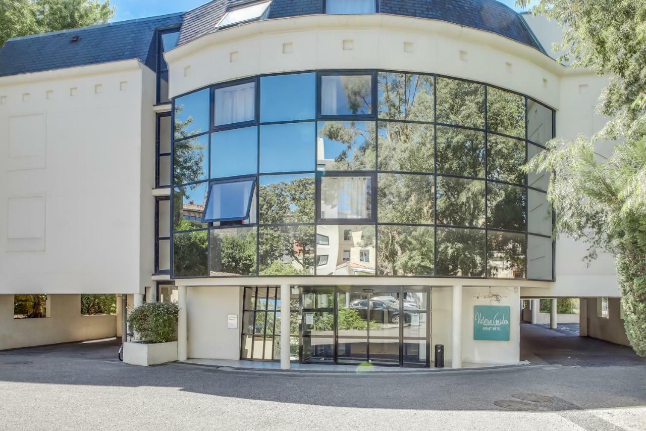 Victoria Garden Centre Aparthotel 3*