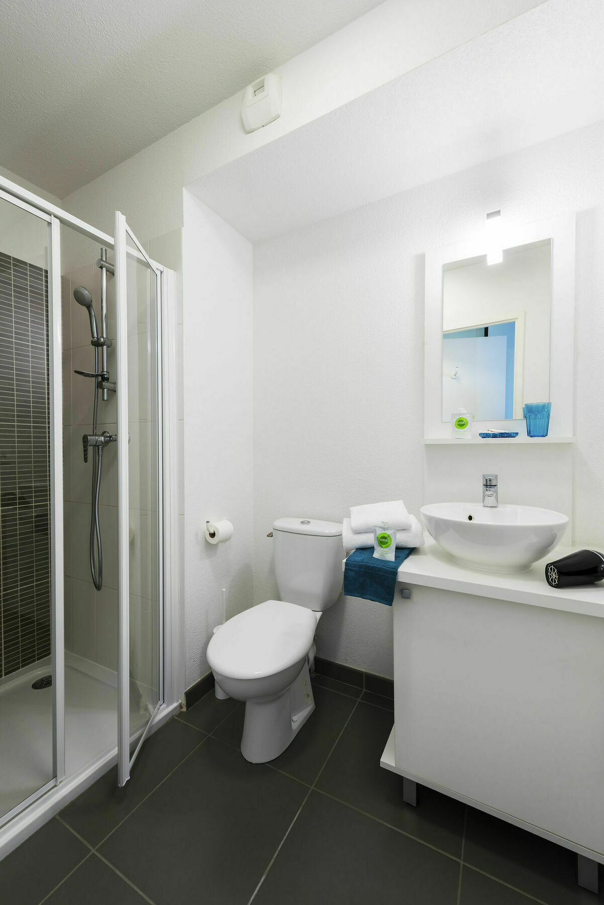 Teneo Maritime - Cite Du Vin Aparthotel 2*