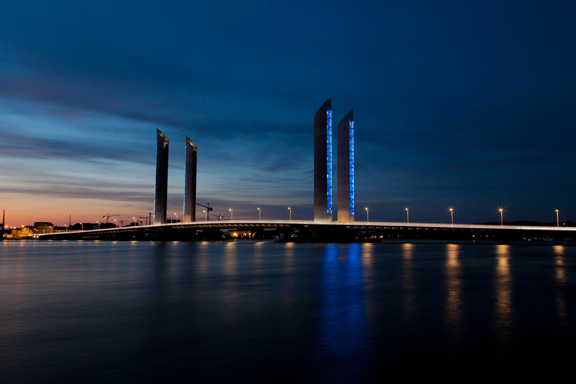Teneo Maritime - Cite Du Vin 2* Bordeaux