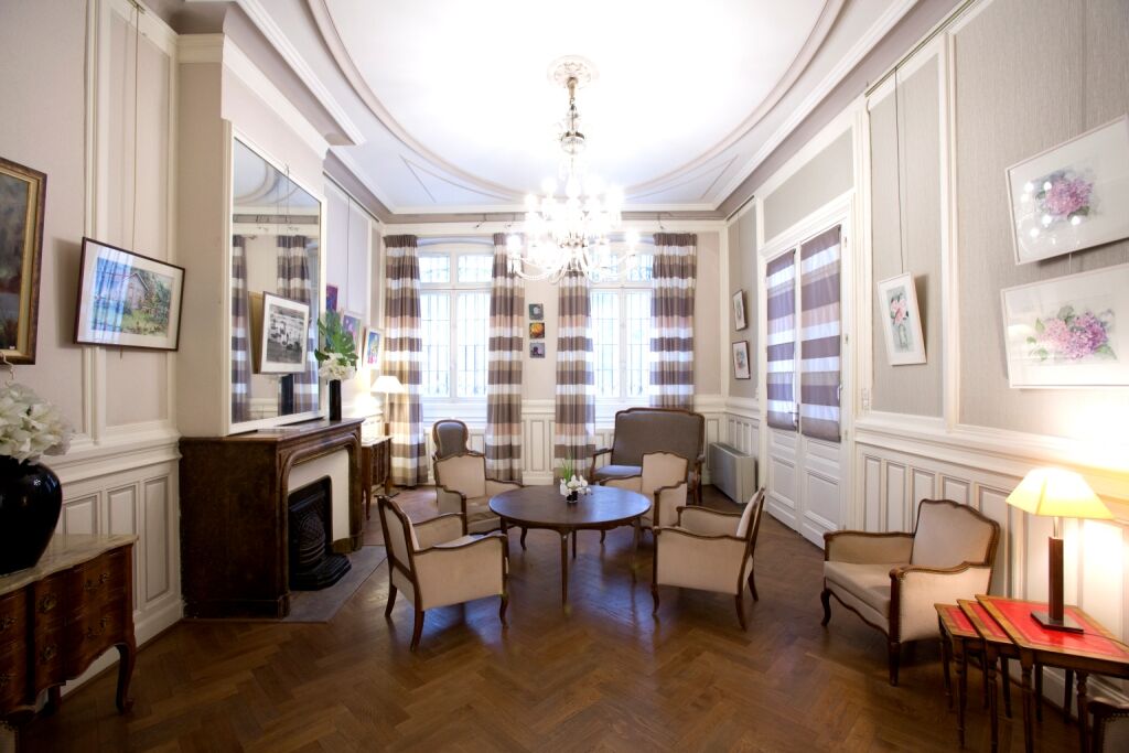 Western Grand Francais Hotel 3*