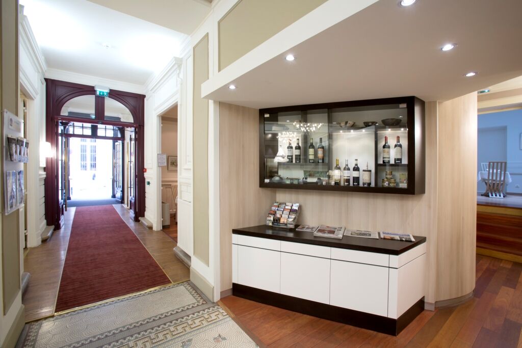 Hotel Western Grand Francais 3*