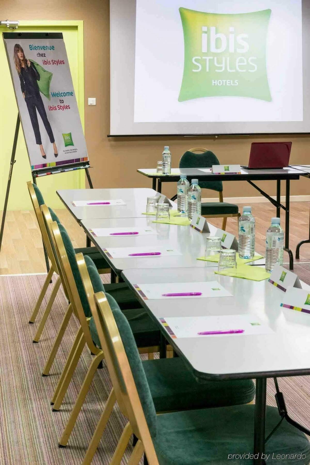 Hotel Ibis Styles Gare Saint-jean 3*