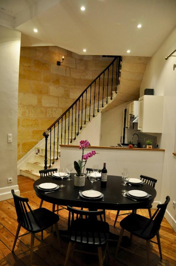 Holiday home Romance Au Coeur De / Jardin Public Bordeaux