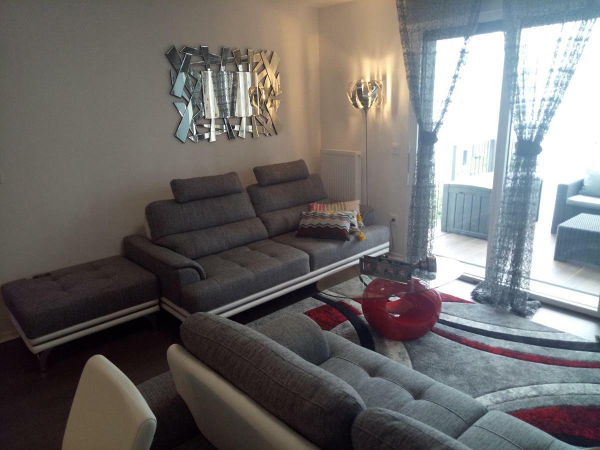 Appartement Bel T2 Près Du Avc Un Parking Privé