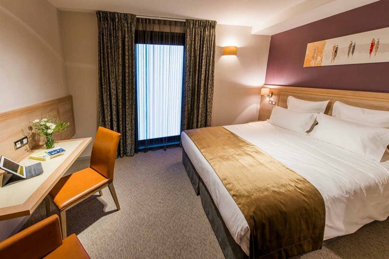 Khách sạn Vatel 4*