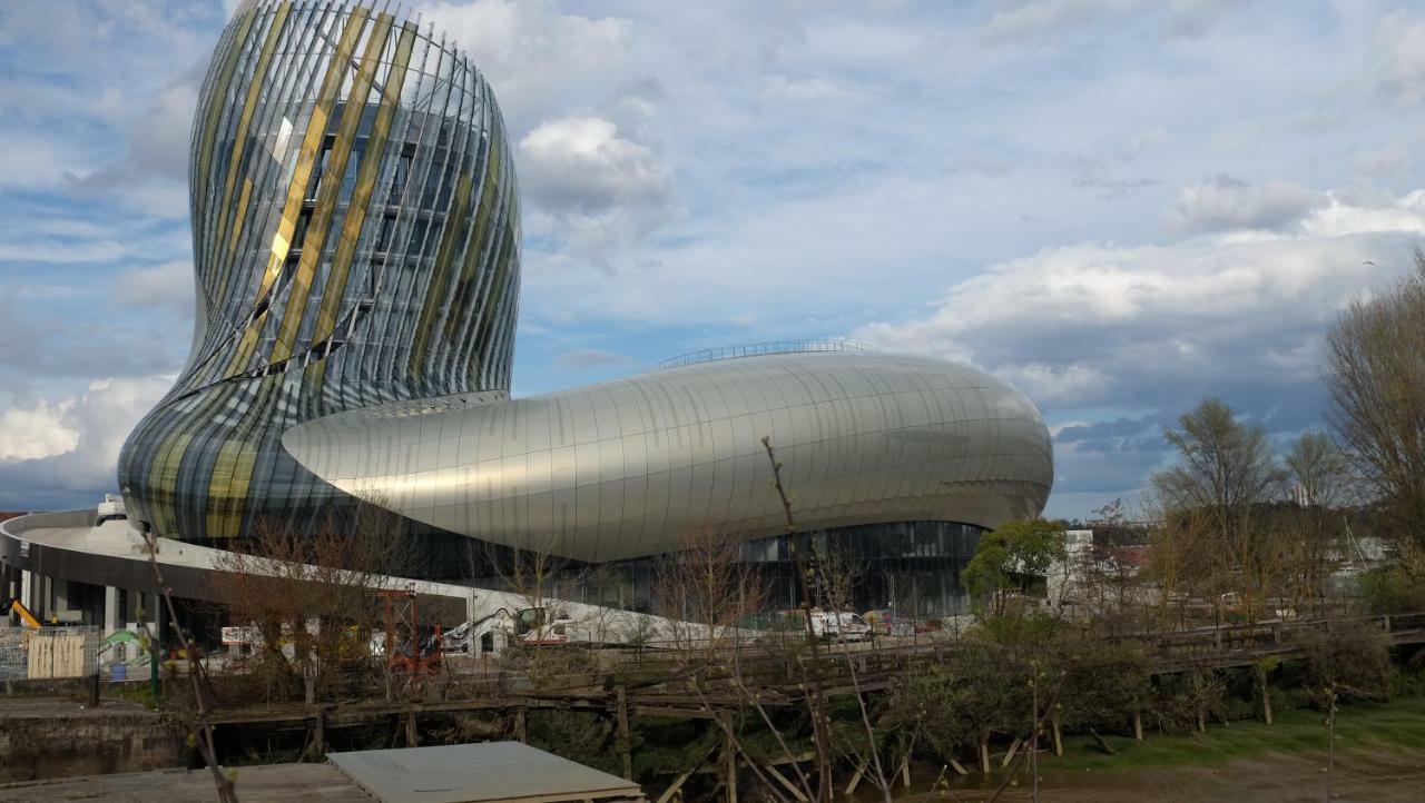 Les Des Ateliers Bordelais - Cite Du Vin * Bordeaux