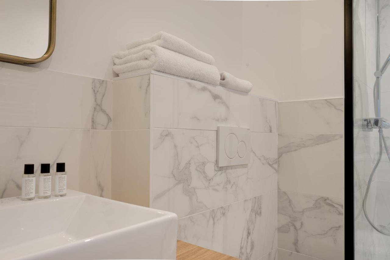 Ama Apartment
