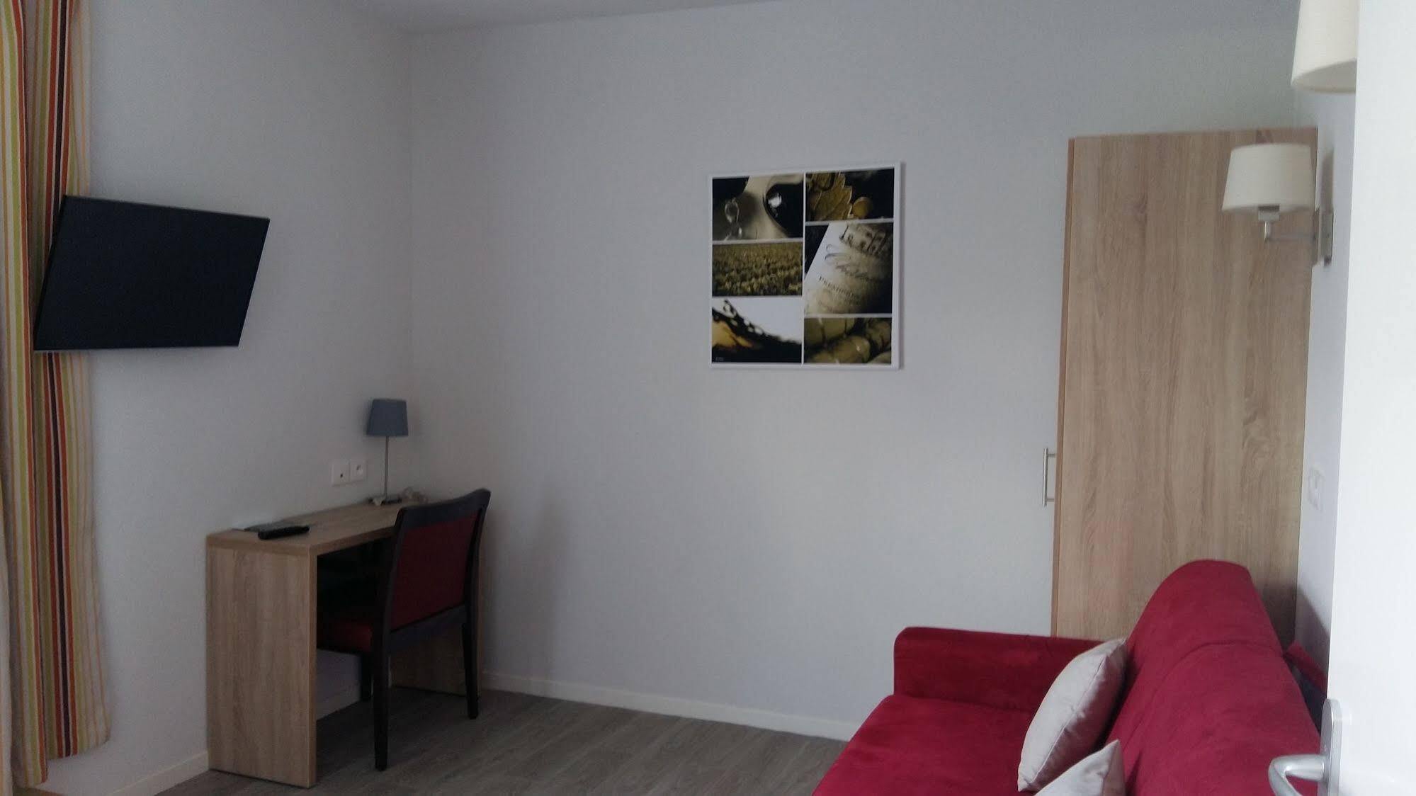 Appart-hotel & Golf Bassins A Flot Bordeaux