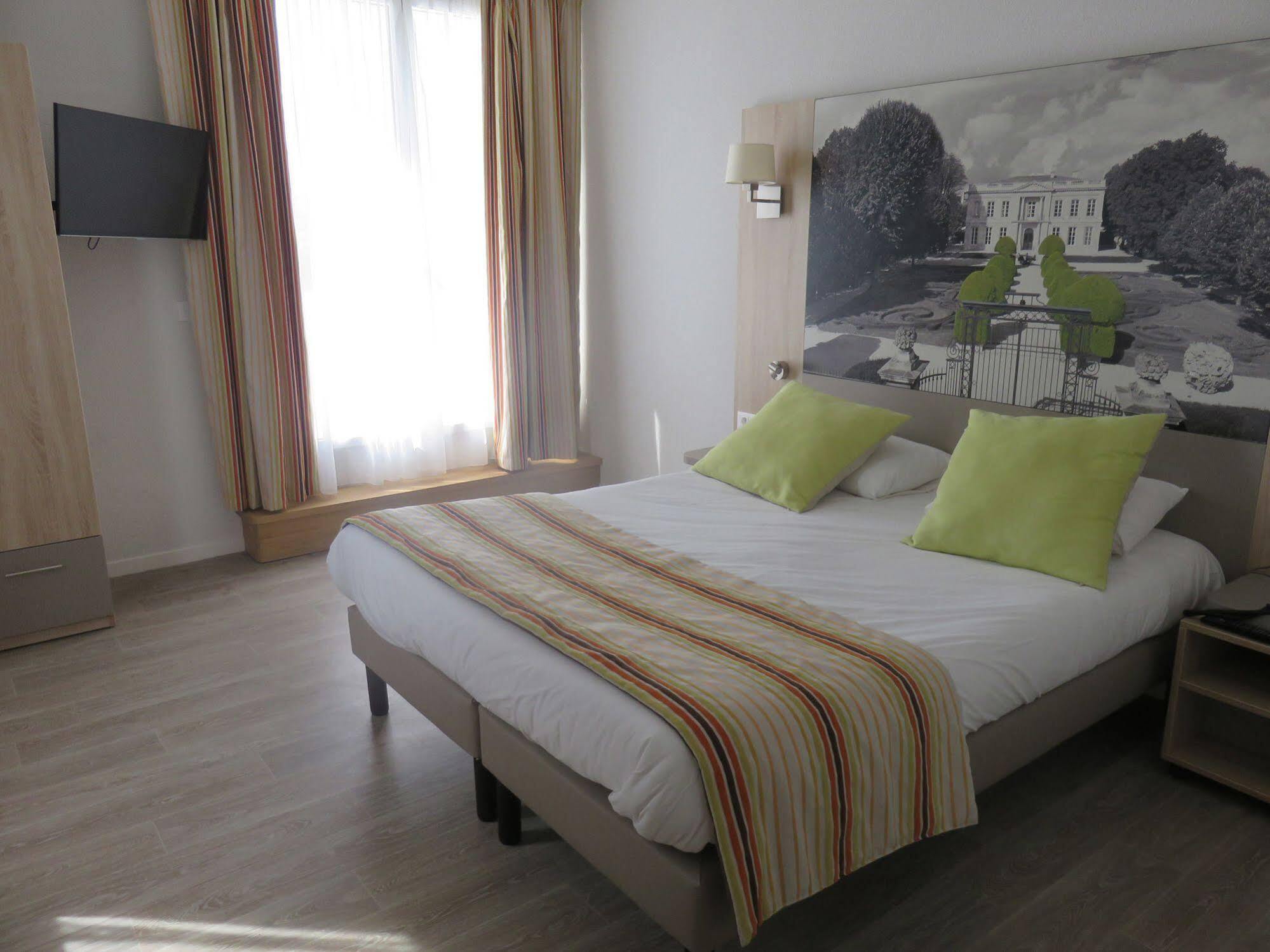 Appart-hotel & Golf Bassins A Flot 3* Bordeaux
