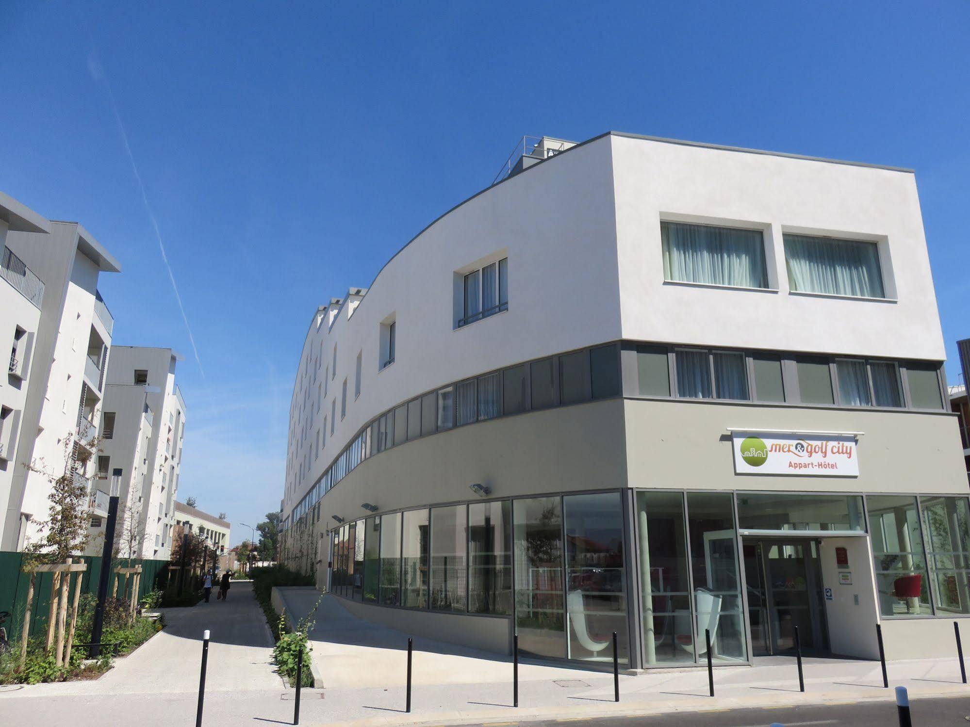 Appart-hotel & Golf Bassins A Flot 3* Bordeaux