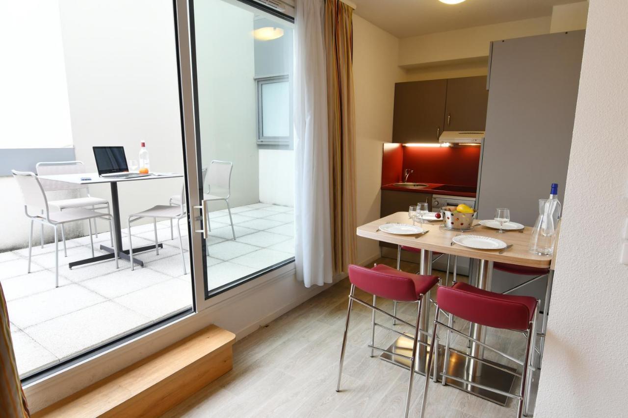 Appart-hotel & Golf Bassins A Flot Bordeaux