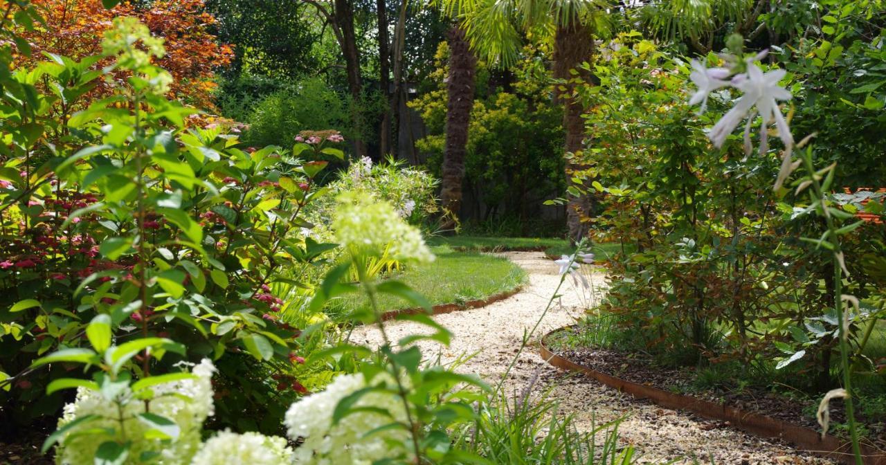 Bed & Breakfast Le Clos Des Queyries, D'hotes