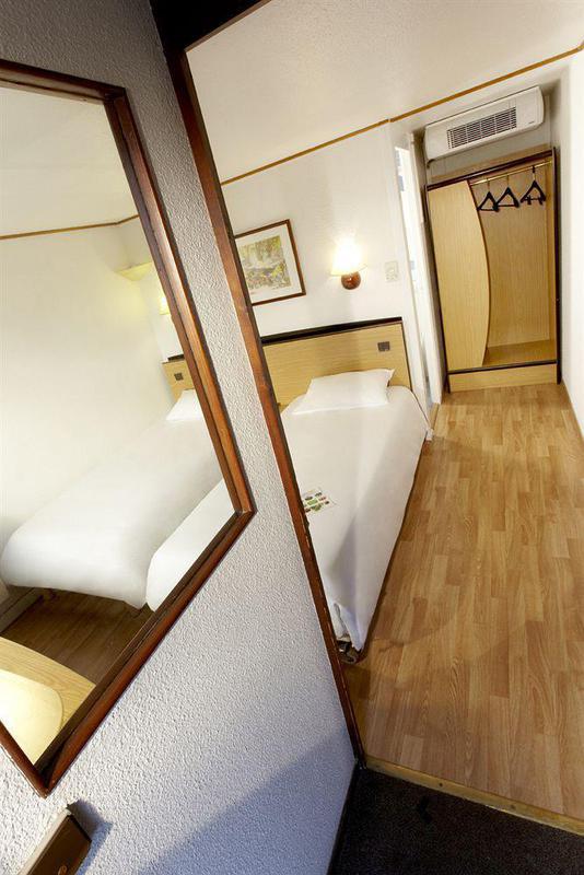 Hotel Campanile - Le 3*