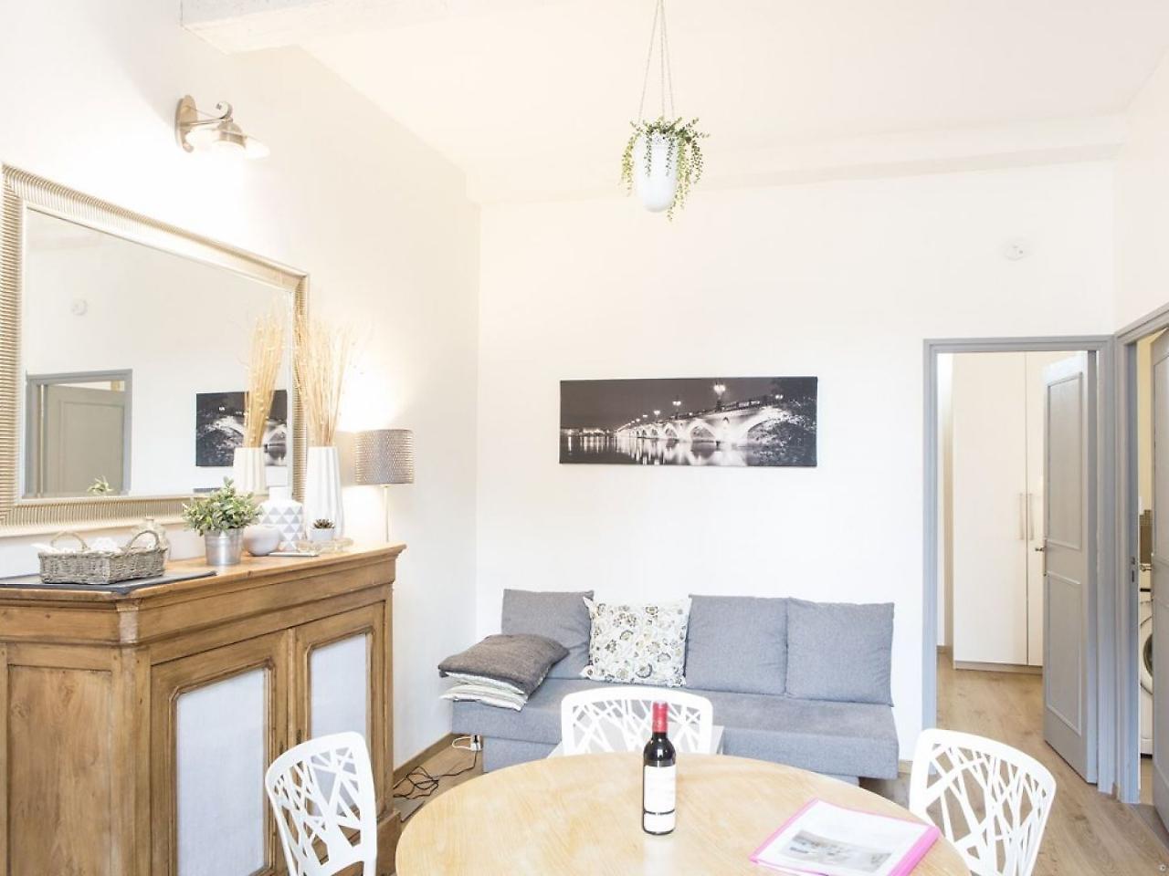 Apartment Augustins *