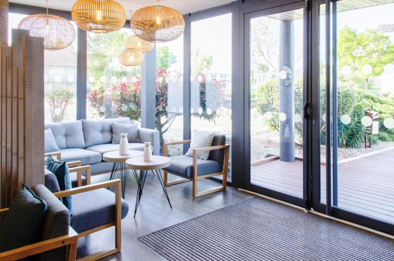 Contact Le Provencal Hotel Bordeaux