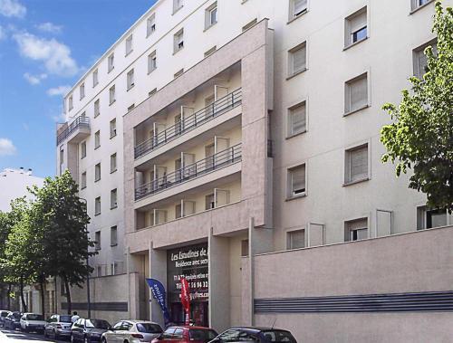 Sejours & Affaires De L'yser Aparthotel