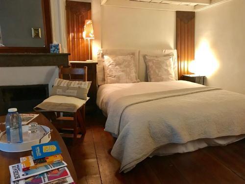 Le Miroir Aux Fees Bed & Breakfast 2*