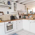 Quiet Duplex House Downtown Bordeaux